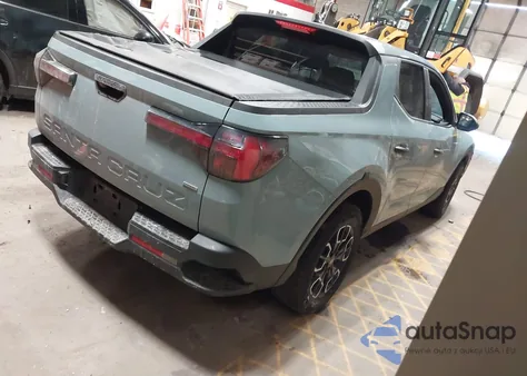 2022 Hyundai Santa Cruz Sel z USA, uszkodzony, nr VIN 5NTJBDAE5NH026962